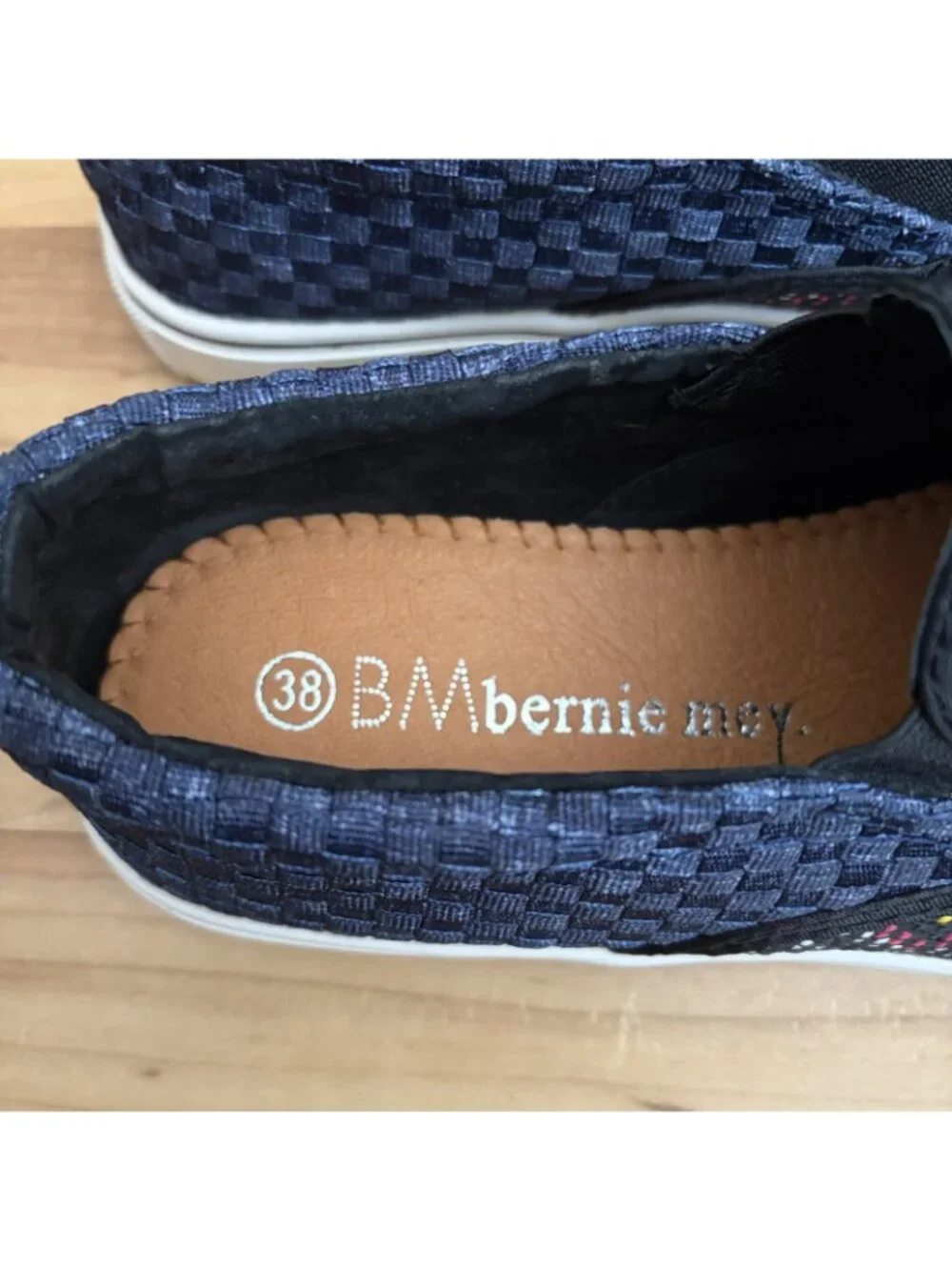Bernie Mev Women’s Size USA 7 Woven Blair Slip On Geometric Pattern Memory Foam